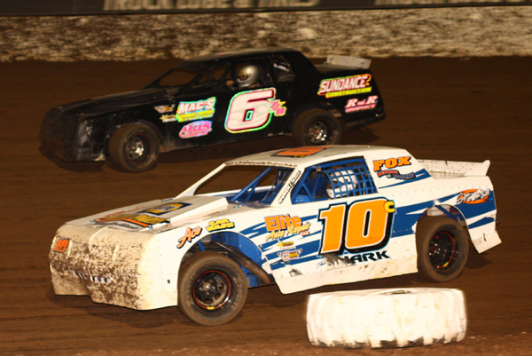 Mark Carter and Sundance Keepper Battle