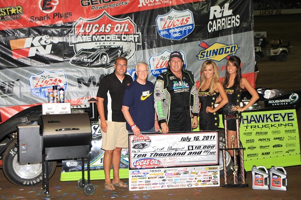 CMH Diamond Nationals Victory Lane 